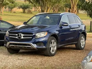 Mercedes-Benz GLC-Class 2017 Blue