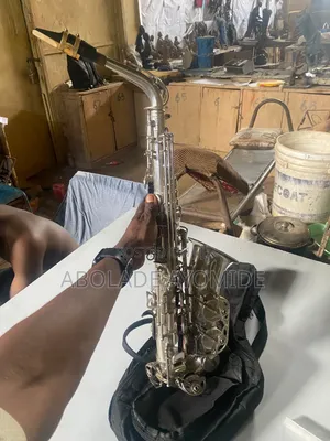 Neatly Used Alto Yamaha Saxophone