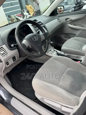 Toyota Corolla 2012 Gray