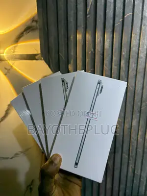 New Apple iPhone Air 256 GB Silver