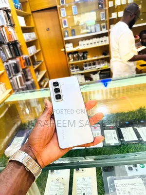 Infinix Hot 50 128 GB Silver