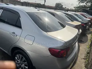 Toyota Corolla 2009 Silver