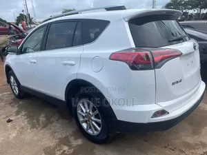 Toyota RAV4 2016 Gray