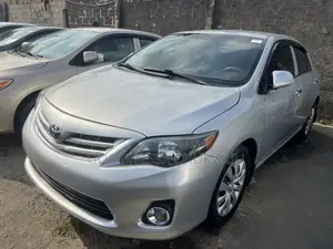 Toyota Corolla 2009 Silver