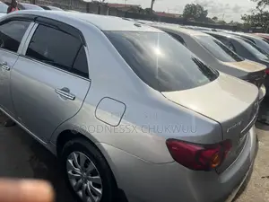 Toyota Corolla 2009 Silver