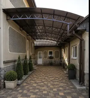 Brown Tinted Skylight Danpalon Shade – Elegance Meets Modern Design!