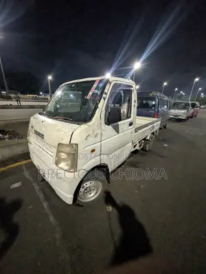 Suzuki APV Minibus 2012 White