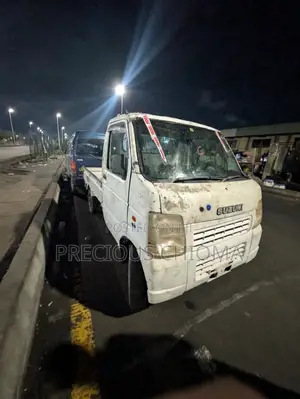 Suzuki APV Minibus 2012 White