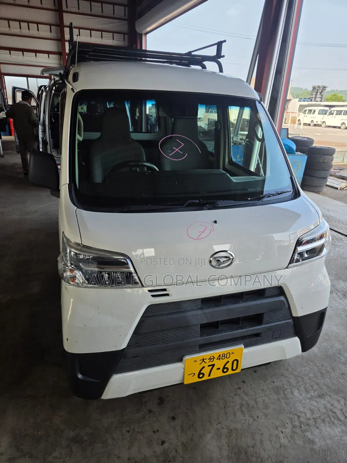 Daihatsu Hijet 2010 White