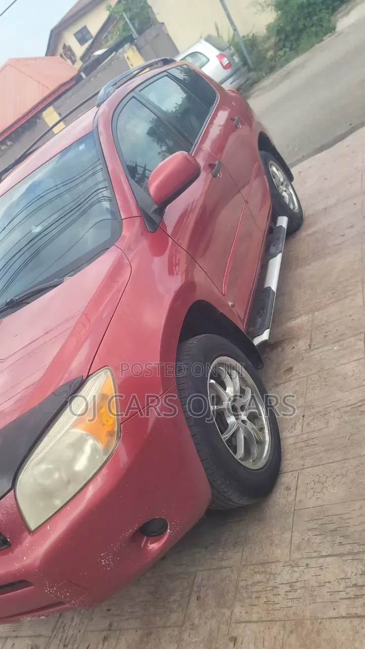 Toyota RAV4 2007 Red