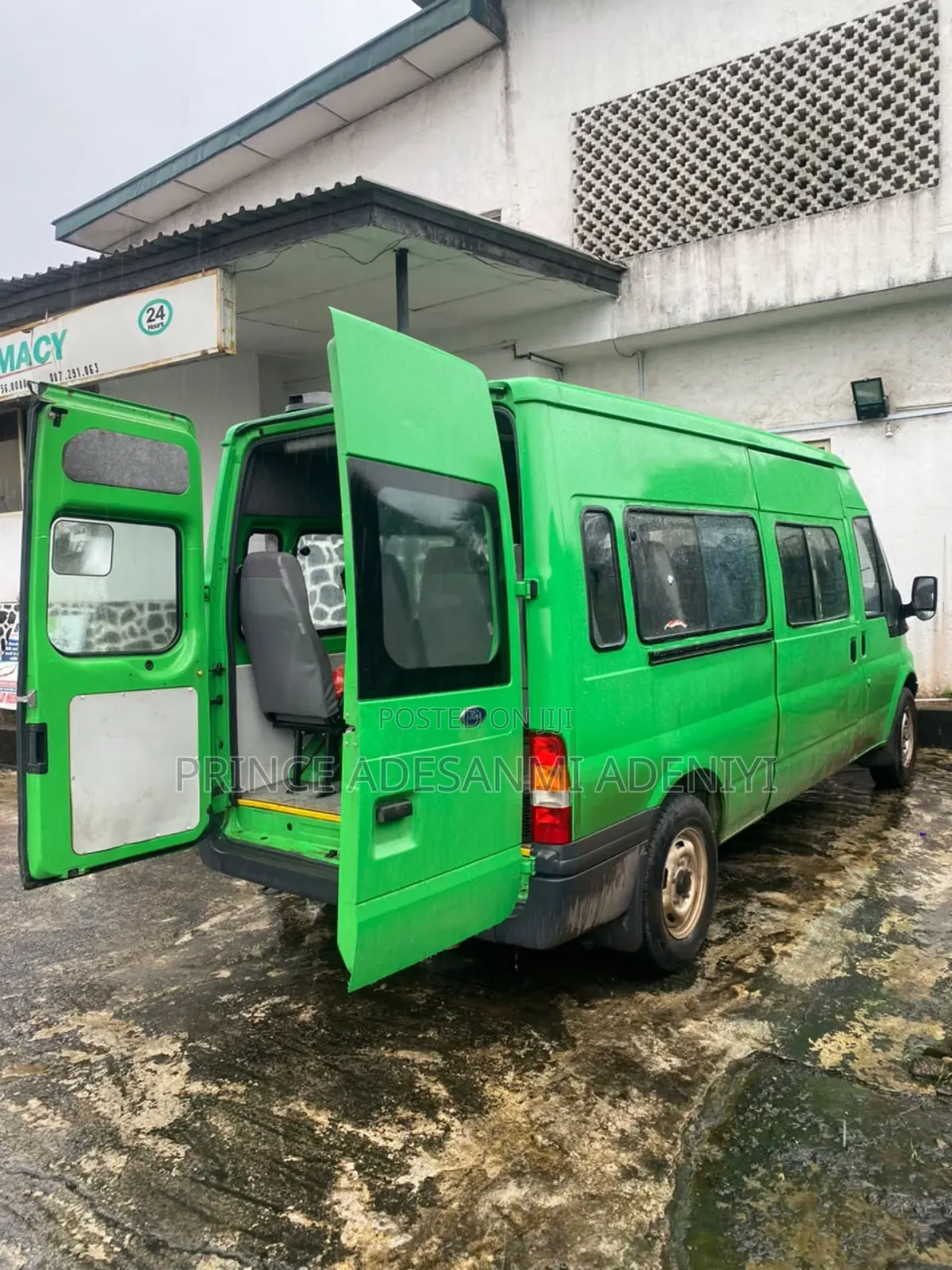 Ford Transit 2002 Green