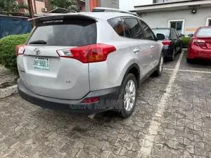Toyota RAV4 2014 Silver