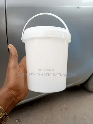 1 Litre White Bucket for Yughurt and Others