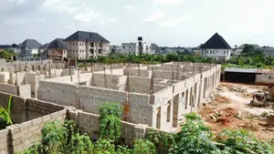 3bdrm Duplex in Urban Court, Oshimili South for sale
