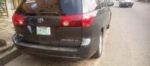 Toyota Sienna CE AWD 2007 Blue