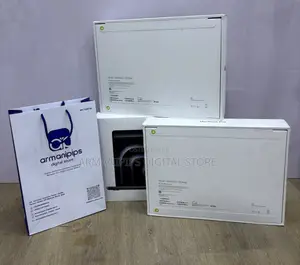 New Laptop Apple MacBook Pro 2025 M5 16GB Apple M5 SSD 1T