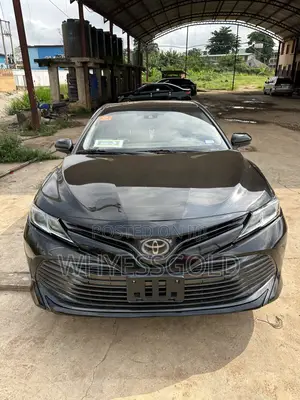 Toyota Camry LE FWD (2.5L 4cyl 8AM) 2018 Black