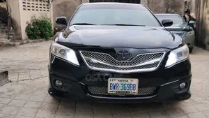 Toyota Camry SE 4dr Sedan (2.5L 4cyl 6A) 2011 Black