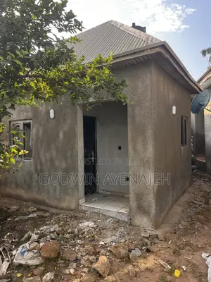 Mini Flat in Piwoyi, FHA for rent