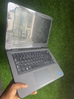 Laptop Dell Latitude 3310 8GB Intel Pentium SSD 128GB