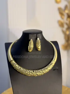Classic Gold-Tone Statement Necklace & Earrings Set