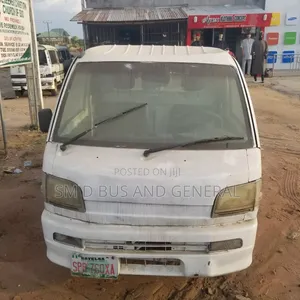 Daihatsu Hijet 2010 White