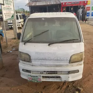 Daihatsu Hijet 2010 White