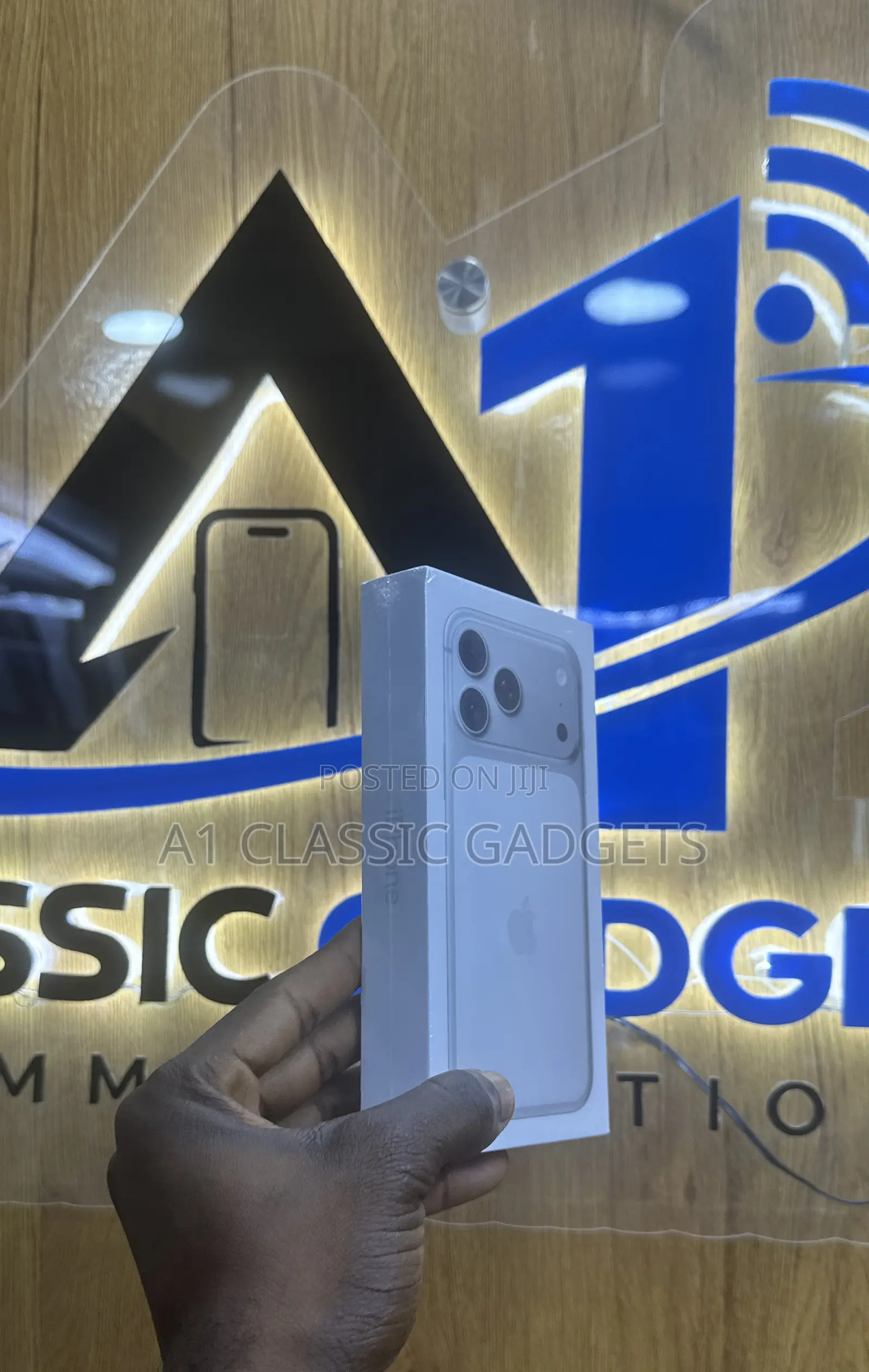 New Apple iPhone 17 Pro Max 256 GB Silver