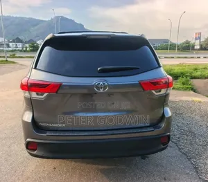 Toyota Highlander 2018 Gray
