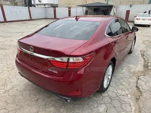 Lexus ES 350 FWD 2014 Red