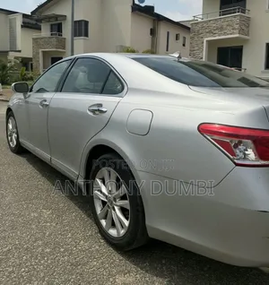 Lexus ES 350 2011 Silver