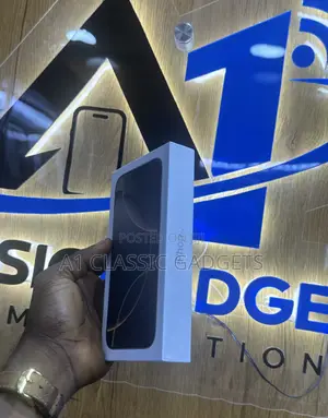 New Apple iPhone 16 Pro Max 256 GB Black