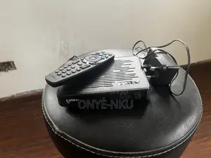 3 dSTV Decoder