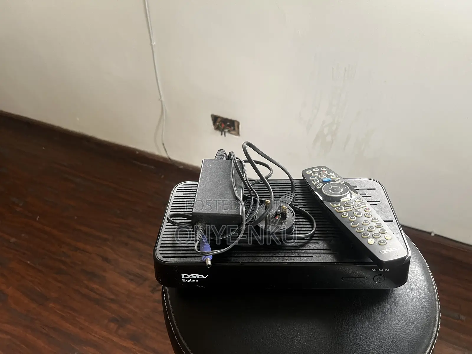3 dSTV Decoder