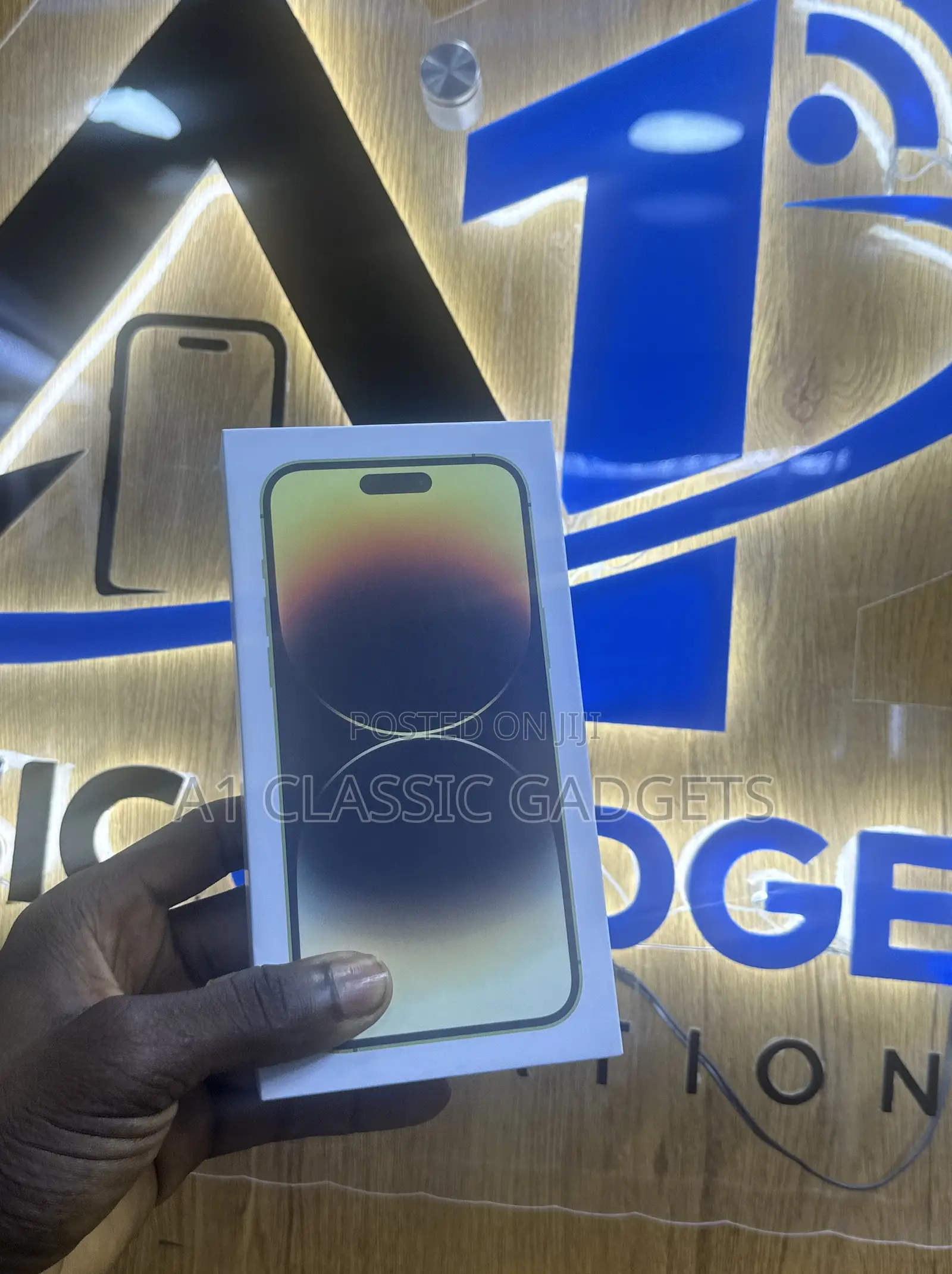 New Apple iPhone 14 Pro Max 256 GB Gold