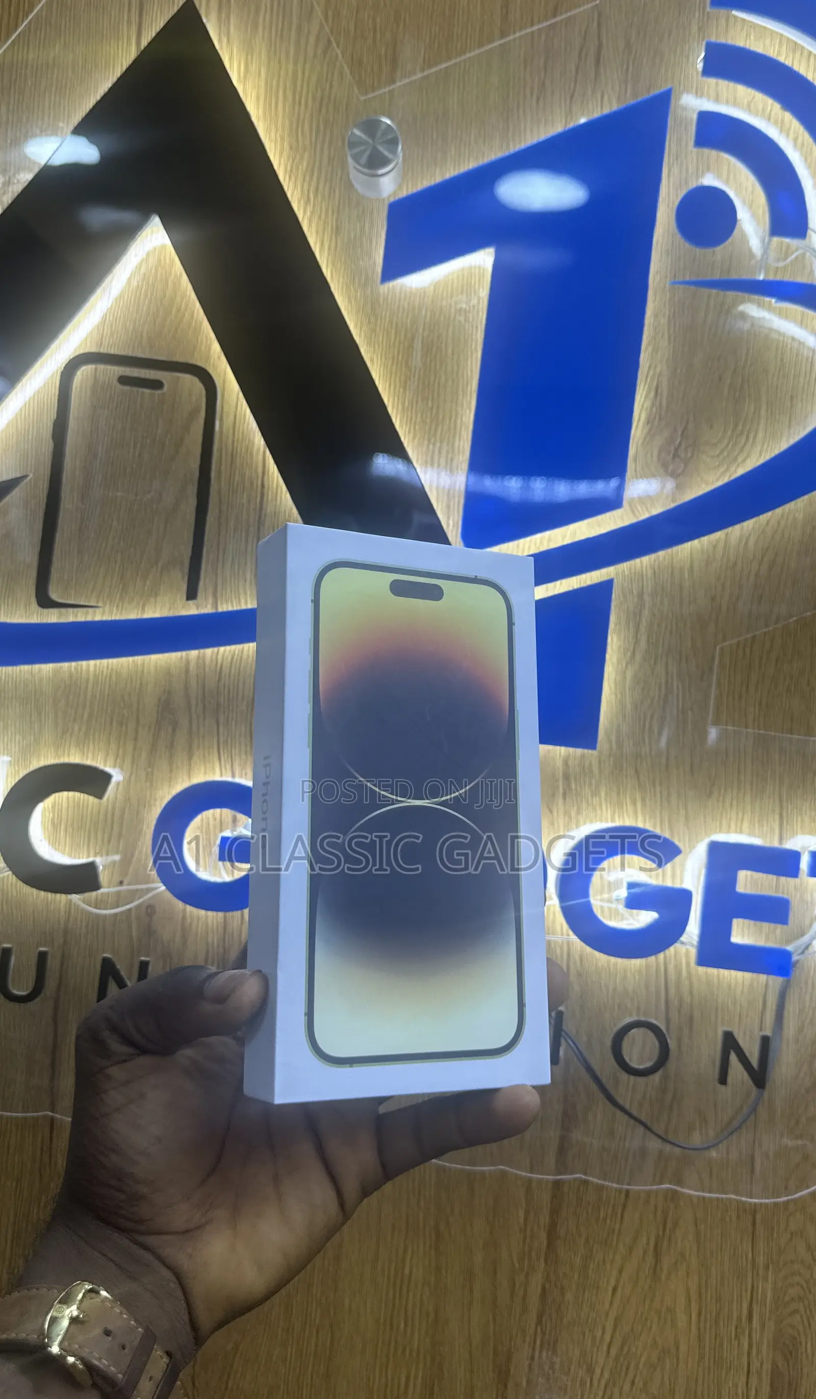 New Apple iPhone 14 Pro Max 256 GB Gold