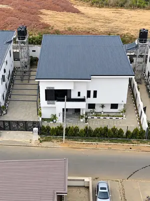 4bdrm Duplex in Asokoro for sale
