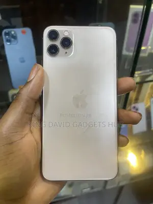 Apple iPhone 11 Pro Max 64 GB Gold