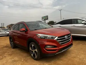 Hyundai Tucson 2016 Red