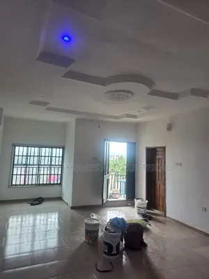 3bdrm Block of Flats in Iyana Cele, Ibadan for rent