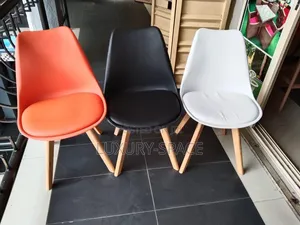 Quality Restaurant Chairs(wooden Leg)