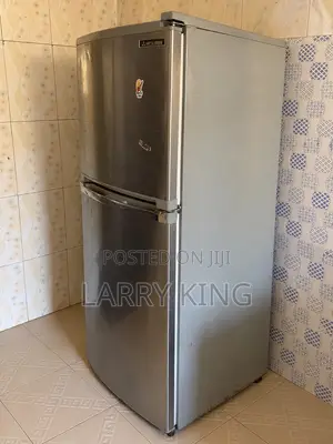 260L Fast Freeze Mitsubishi Refrigerator (Energy Saving)