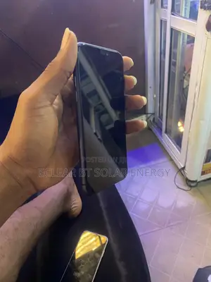 Apple iPhone 11 64 GB Black