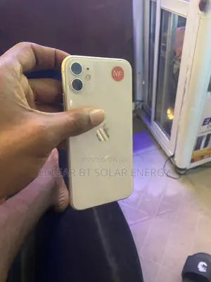Apple iPhone 11 64 GB White