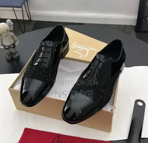 *SHARP* . #NotTheRegular . _NEW ZARA MONK STRAP -