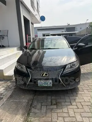 Lexus ES 2014 Black