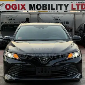 Toyota Camry LE (2.5L 4cyl 8A) 2019 Black