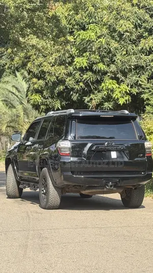 Toyota 4-Runner 2017 Black
