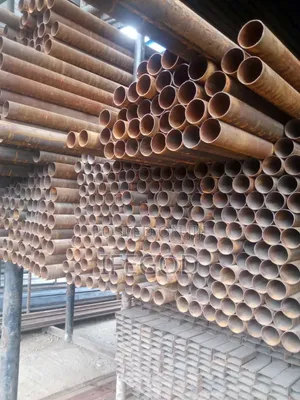 Black Scaffold Pipe and Clip