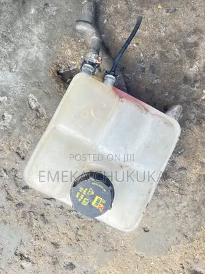 Water Reservoir Ford Escape 1.6 2011 2012 2013 2014